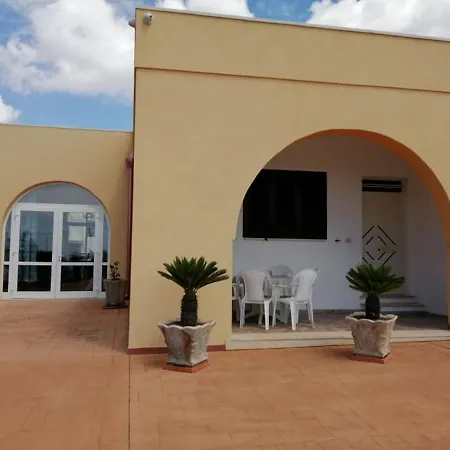 Enzosalento Apartment *